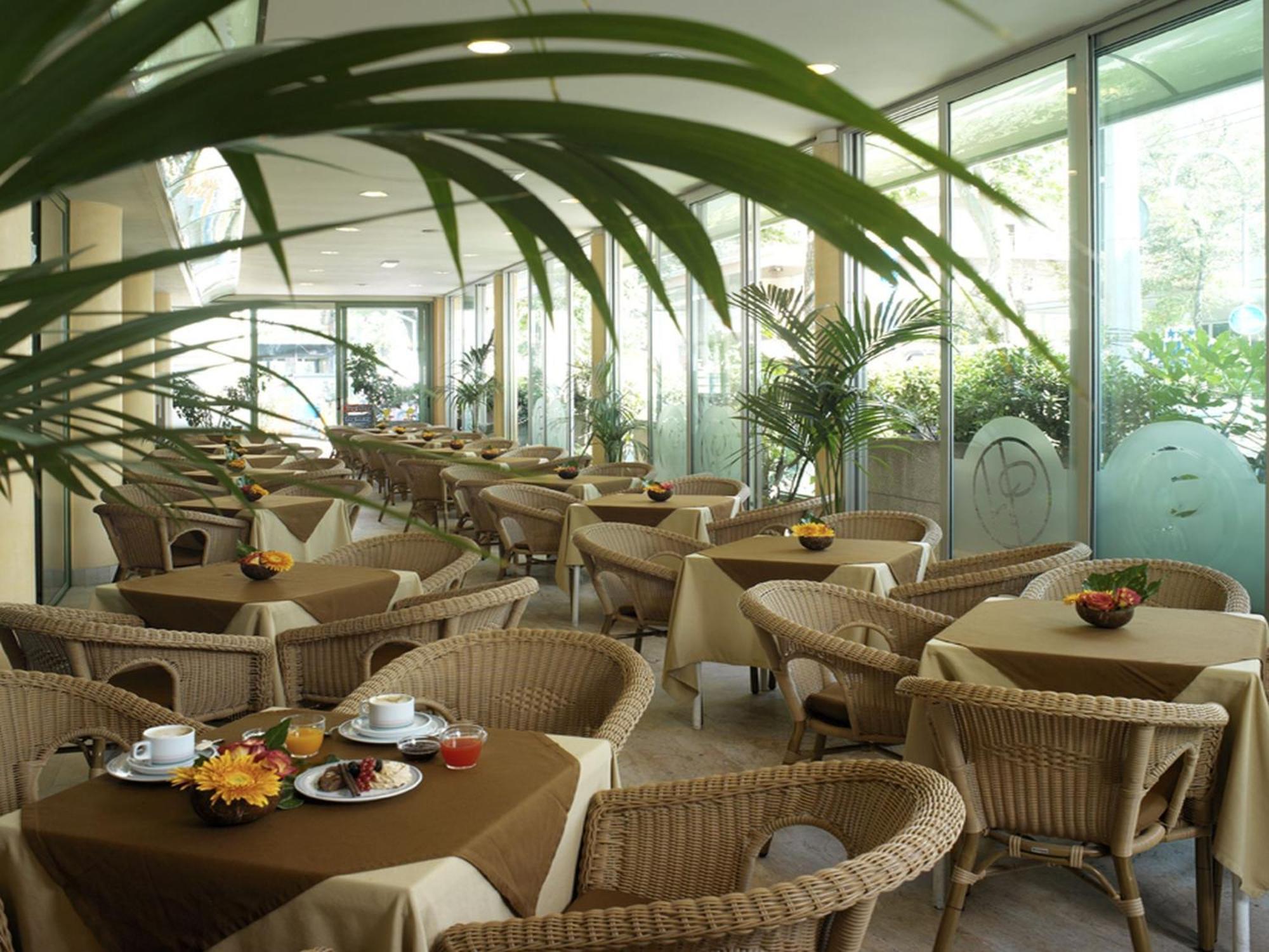 Hotel Poker Riccione Dış mekan fotoğraf